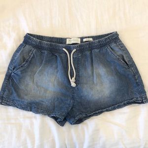 Chambray “denim” shorts